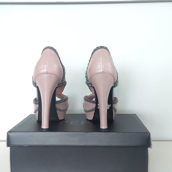 Soft PInk and Grey Leather Studded Open-Toe Heels - Size 39 (US 8.5) - Picture 5 of 6
